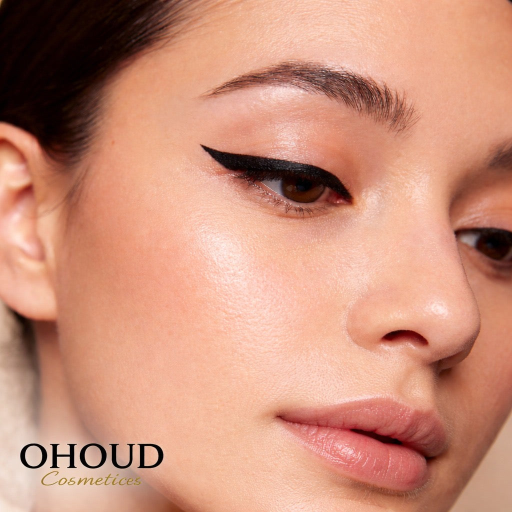 Gel liner water proof slim and smooth